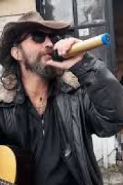 KOVBOY’DAN GİTME SEVİYORUM